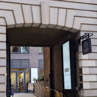 36 Saint Mary At Hill, London Image 7