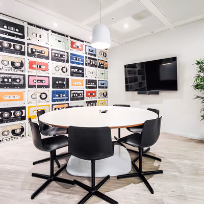 33 Cannon Street, London Image 11