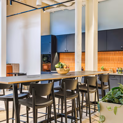 4 Queens Road, London Image 11