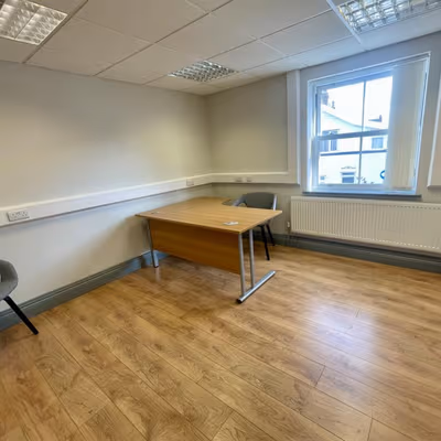 Lake Place, Hoylake Image 3