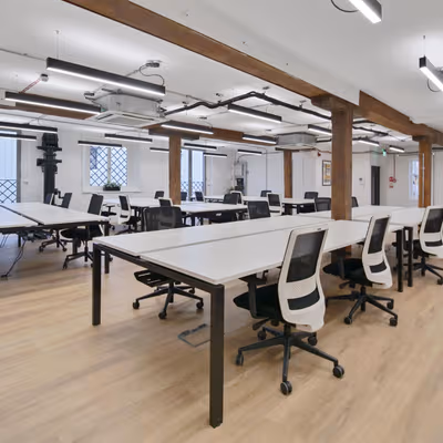 56 Ayres Street, London Image 3