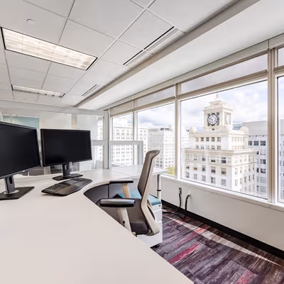 805 Southwest Broadway, Portland Image 1