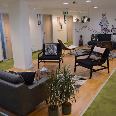 48-66 Lajos Utca, Budapest Image 2