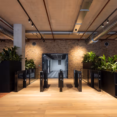 1 Blossom Street, London Image 3