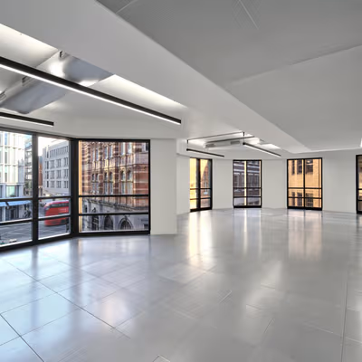 11 Pilgrim Street, London Image 5