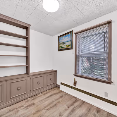 817 Main Street, Niagara Falls Image 2