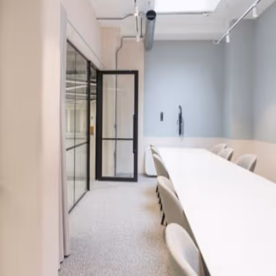 5-7 Singer Street, London Image 3