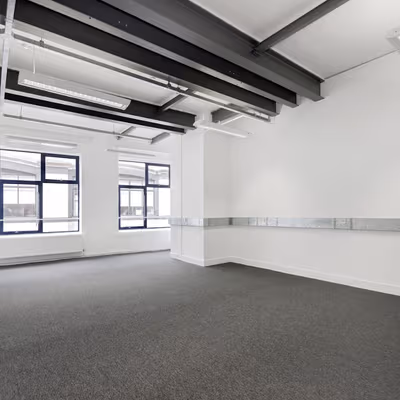 10 Barley Mow Passage, Chiswick Image 1