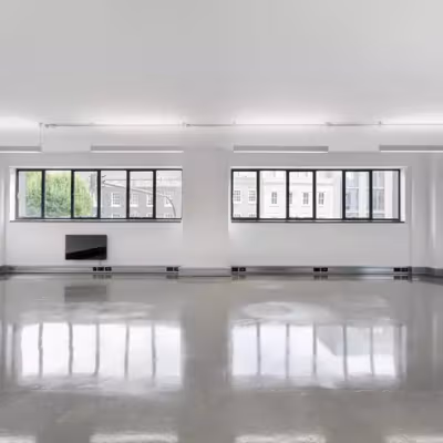 75 Whitechapel Road, Shadwell Image 3