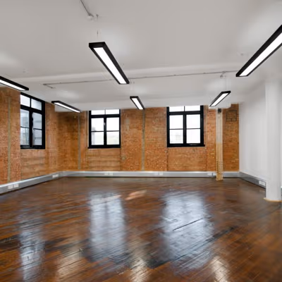 5 Clarendon Rd, Wood Green Image 3