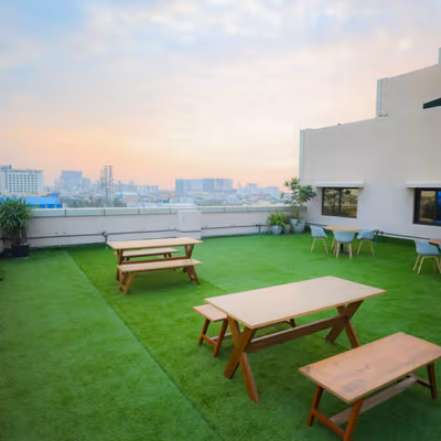 Srp Stratford Rajiv Gandhi Salai Ptk Nagar Thiruvanmiyur, Chennai Image 5