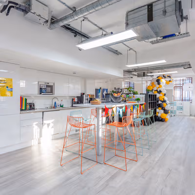 17 Bevis Marks, London Image 9