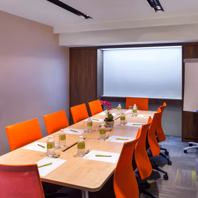 81A Clemenceau Avenue, Singapore Image 3