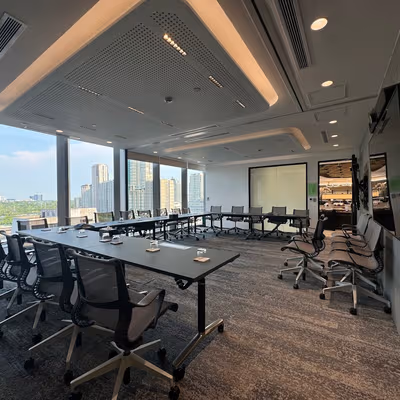 Tower 2 Ayala Triangle Gardens Paseo De Roxas, Makati Image 6