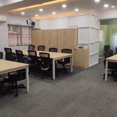 5 Hrbr Layout 1st Block Bank Avenue Colony, Bengaluru Image 1