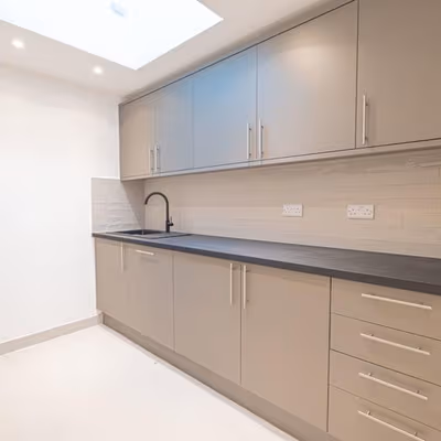 27-29 Vauxhall Grove, Bankside Image 9