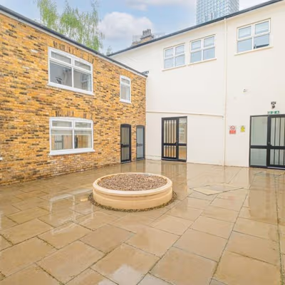 27-29 Vauxhall Grove, Bankside Image 8