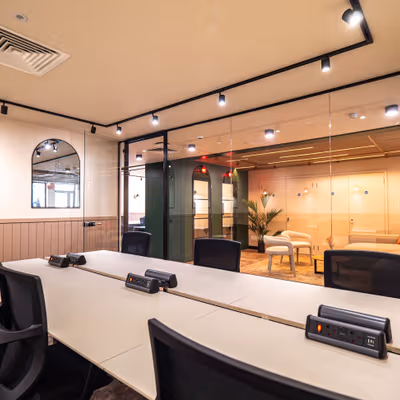 19 Spring Gardens, Manchester Image 4