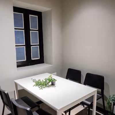 19 Rn Mukherjee Road Hanuman Estates Main Building, Kolkata Image 12