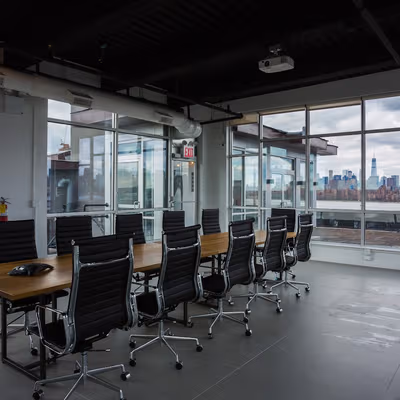 42 West Street, Greenpoint Image 2