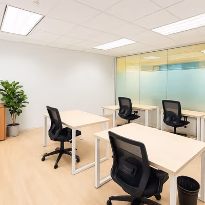 Sukhumvit Road, Khet Khlong Toei Image 21