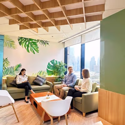 Sukhumvit Road, Khet Khlong Toei Image 8