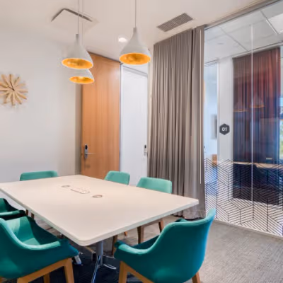 Calle 81 B Con Av Boyacátorre Fura, Bogota Image 9