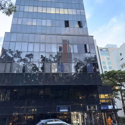 1a Sur-69 Carrera 43a, Medellín Image 3