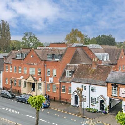 17 High Street, Henley-in-arden Image 9