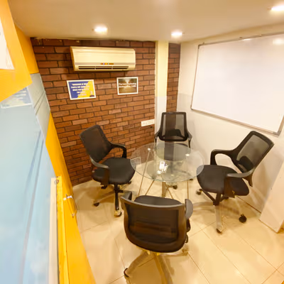 Andheri Link Road, Mumbai Image 2