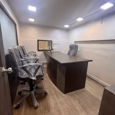 Andheri Link Road, Mumbai Image 4