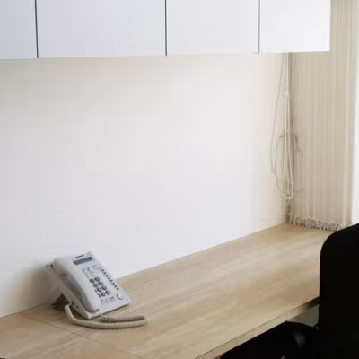 317-319 Des Voux Road Central, Hong Kong Image 1
