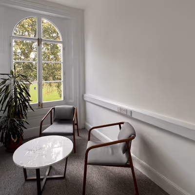 24 Highbury Crescent, Greater London Image 3