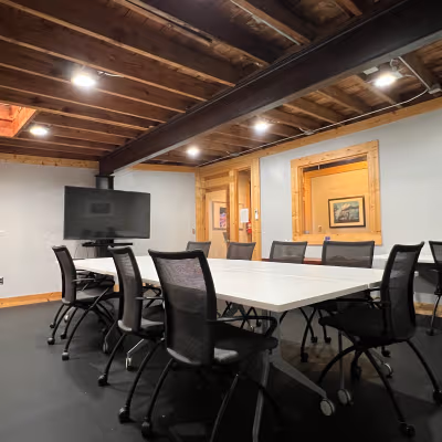 111 West Lewis Street, Greensboro Image 9