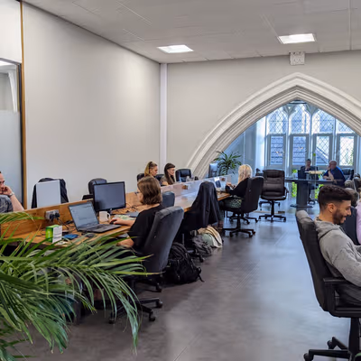 16 Oakfield Road, Clifton Image 12