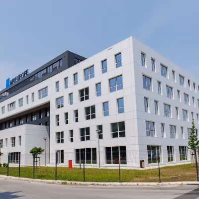 12V Ulica Zmajeva, Belgrade Image 5