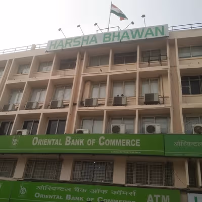 Middle Circle Block E Connaught Place, New Delhi Image 6