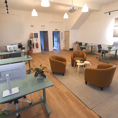 24 Fore Street, Saltash Image 3