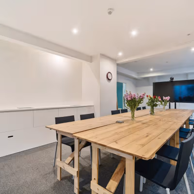37 Hackney Road, Greater London Image 5
