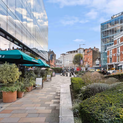 7 Lyric Square, London Image 5