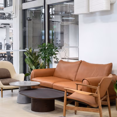 126-130 Lajos Utca, Budapest Image 9