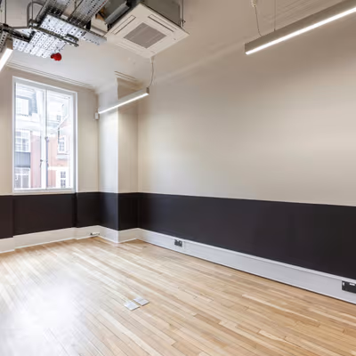 15-16 Margaret Street, Greater London Image 4