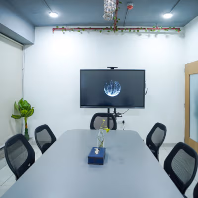 F4 F Block Sector 8, Noida Image 2