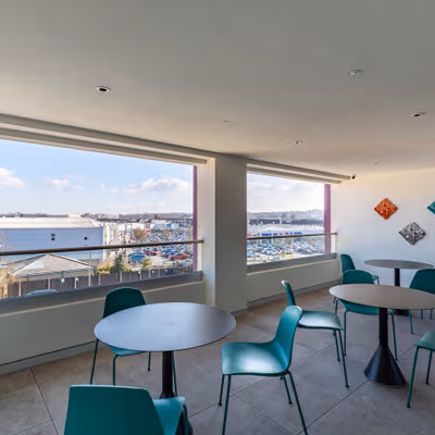 Theobald Street, Borehamwood Image 5