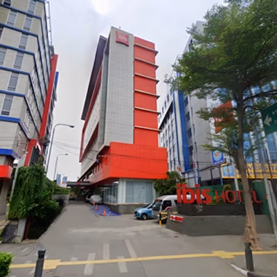 100 Jalan Kramat Raya, Jakarta Pusat Image 4