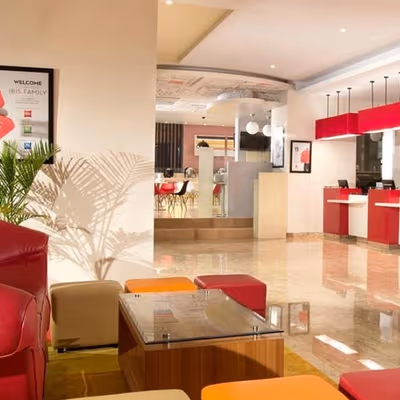 100 Jalan Kramat Raya, Jakarta Pusat Image 3