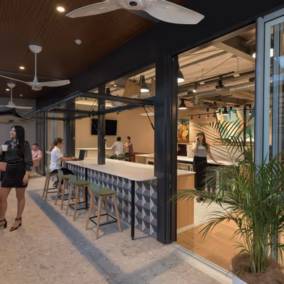 36 Abbott Street, Cairns Image 7