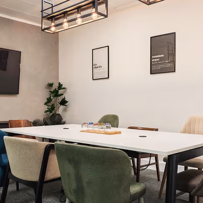 1 Riverside Way, Leeds Image 4