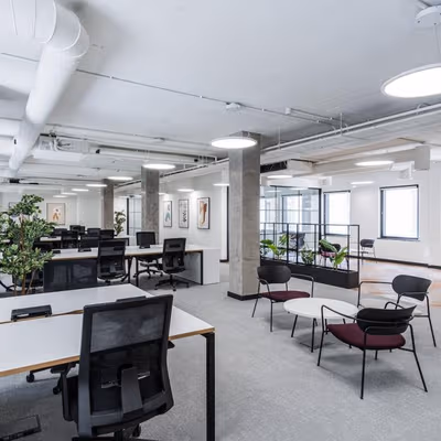 8 Gate Street, Greater London Image 1