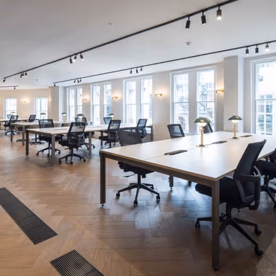 27-30 Lime Street, London Image 3